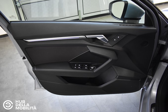 AUDI A3 SPB 35 TDI S tronic Business Advanced